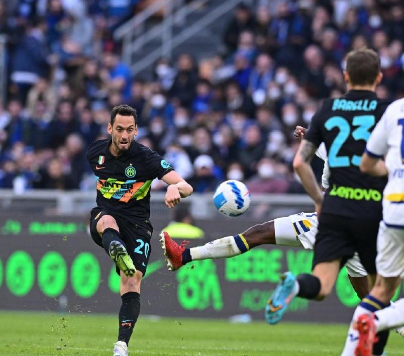  国际米兰边路传中制胜法宝轻取升班马